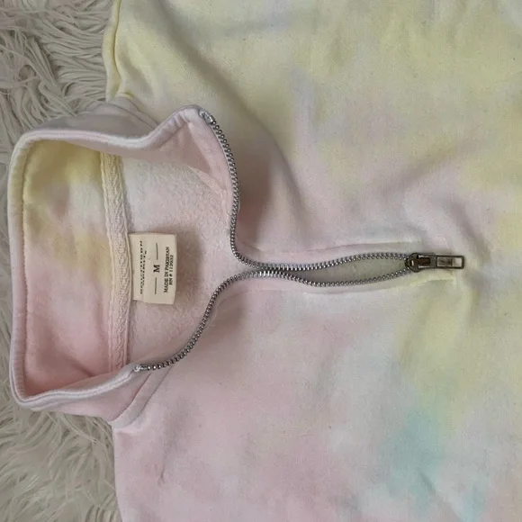 Donating Cropped Tie Dye Shirt - Picture 9 of 11